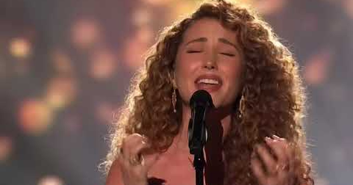 Loren Allred singing